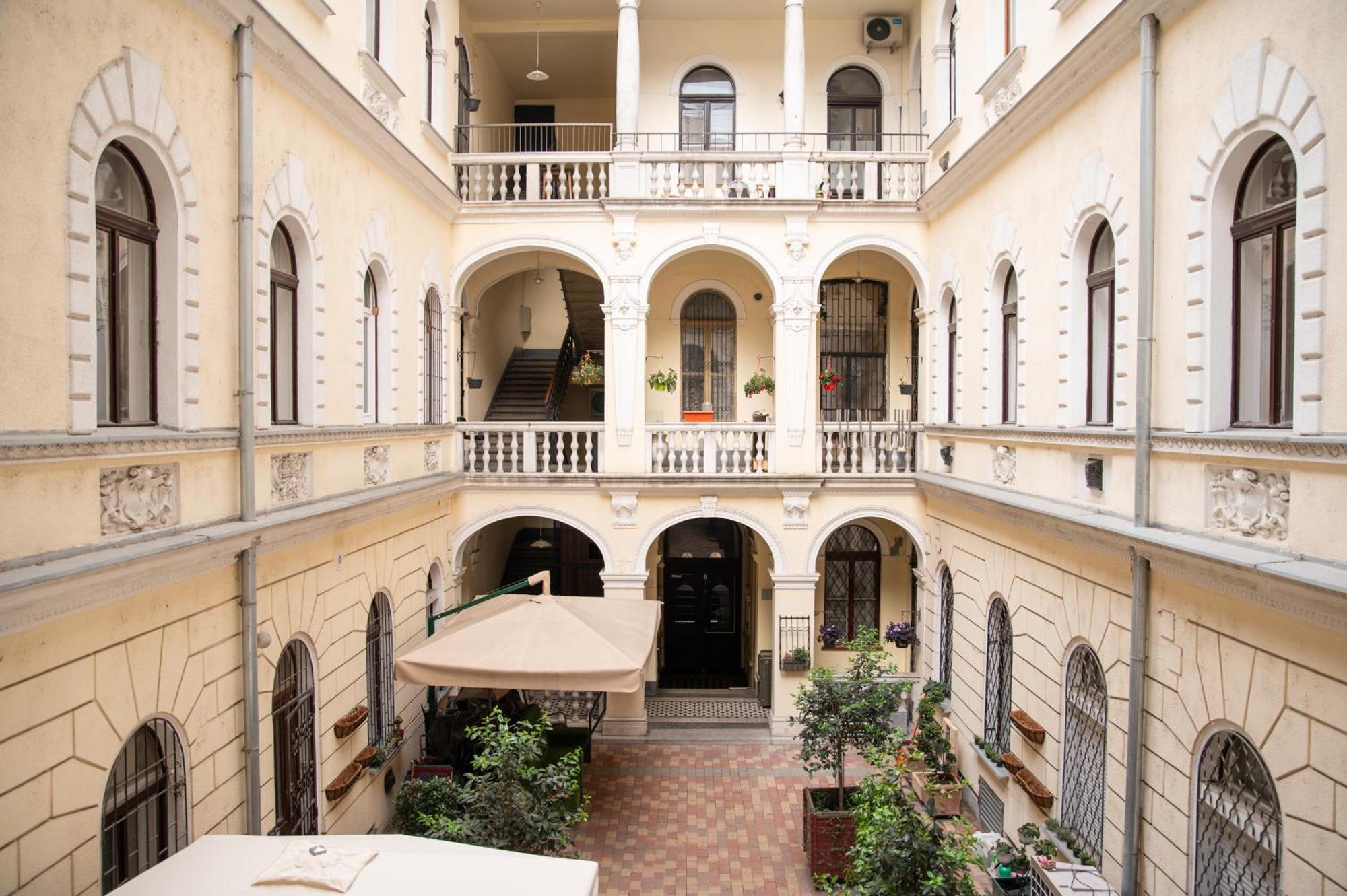 Апартаменти Danube Dwelling Akacfa 41 Будапешт Екстер'єр фото
